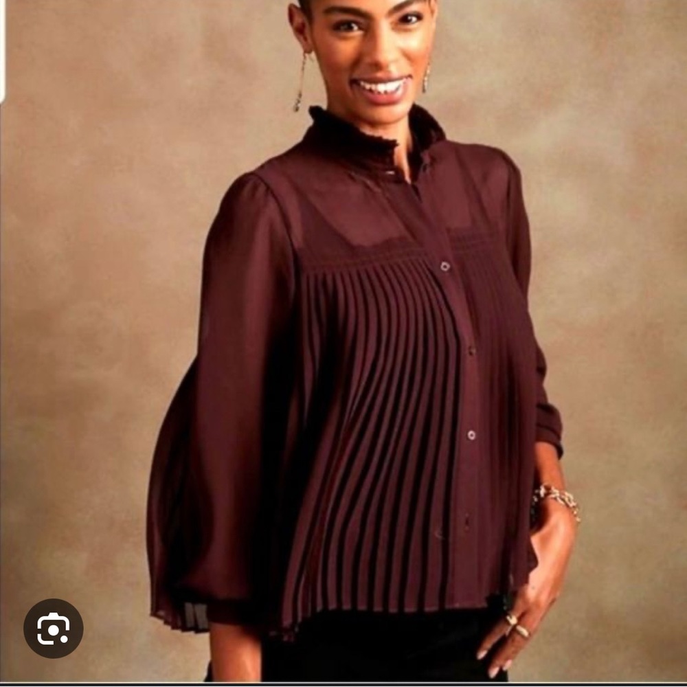 Banana Republic Chiffon Top